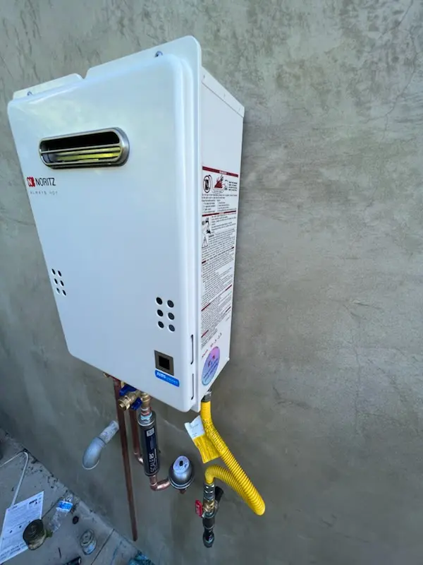 Tankless water heater installation for Galesburg homes
